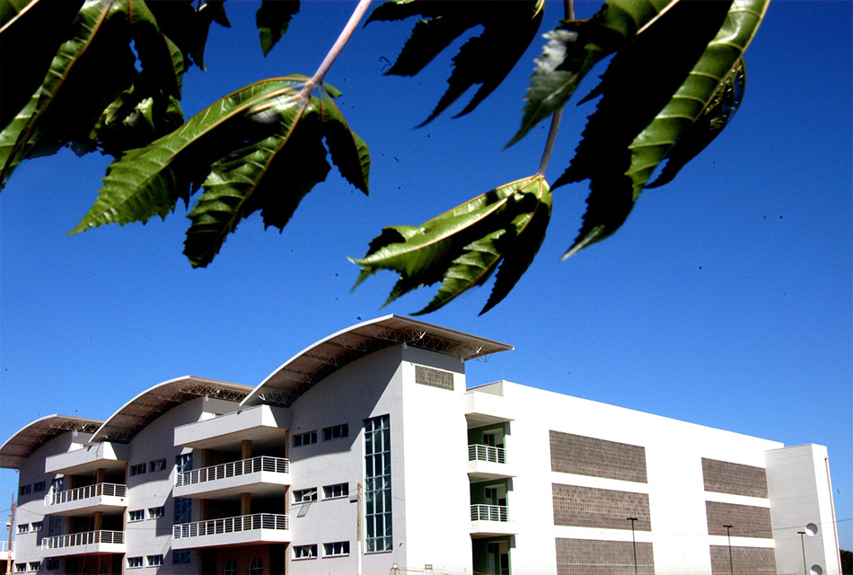 Imagem de um dos prédios da Faculdade de Ciências Aplicadas em Limeira