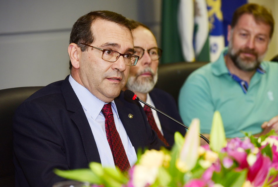 Crósta agradeceu Yaro pela participação na Comissão da Verdade Crósta agradeceu Yaro pela participação na Comissão da Verdade