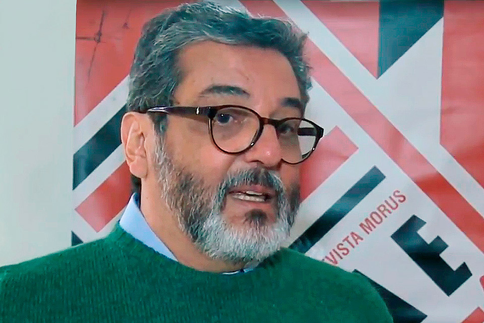 Prof. Carlos Berriel (IEL-Unicamp) | Foto: Reprodução Prof. Carlos Berriel (IEL-Unicamp) | Foto: Reprodução