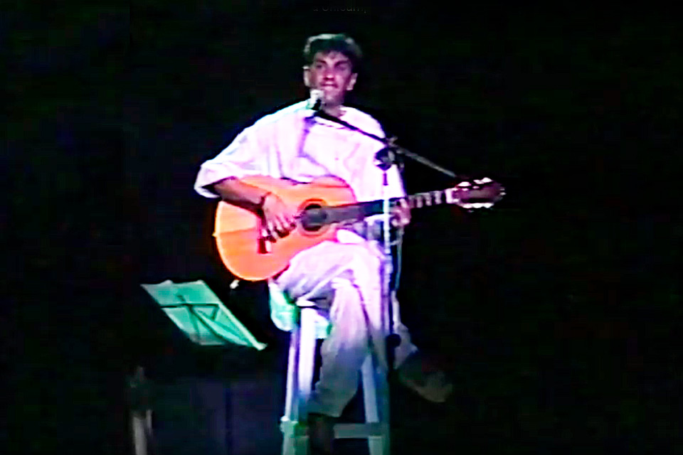 Show de Caetano Veloso em 1987 no ginásio da Unicamp Show de Caetano Veloso em 1987 no ginásio da Unicamp