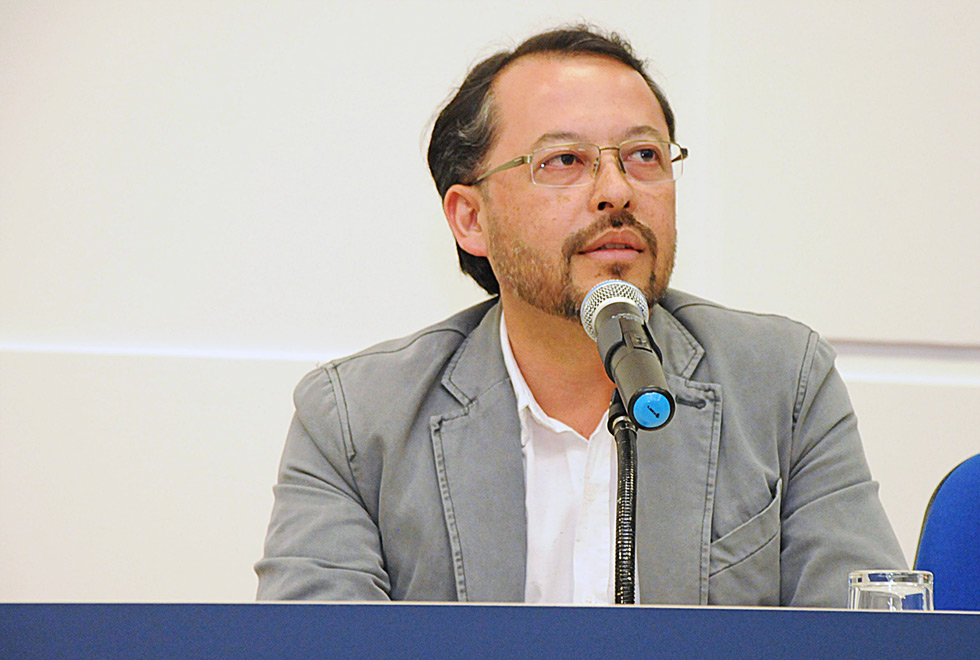 Fernando Hashimoto, pró-reitor de Extensão e Assuntos Comunitários Fernando Hashimoto, pró-reitor de Extensão e Assuntos Comunitários