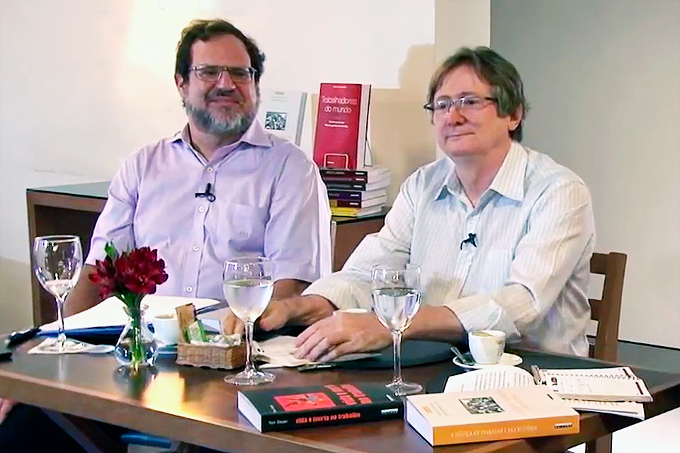 José Dari Krein (IE-Unicamp) e Fernando Teixeira da Silva (IFCH-Unicamp) | Reprodução Youtube José Dari Krein (IE-Unicamp) e Fernando Teixeira da Silva (IFCH-Unicamp) | Reprodução Youtube