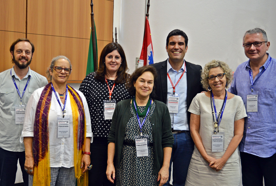 Organizadores e palestrantes do fórum realizado na Faculdade de Tecnologia de Limeira
