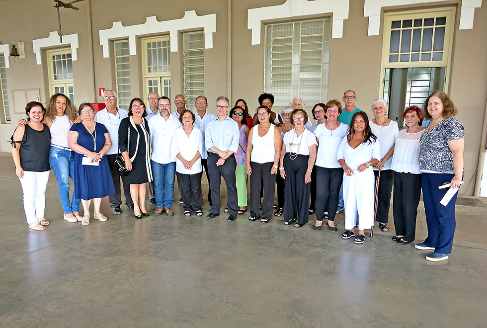 O grupo que participou do “Brincando com a Música” na segunda-feira