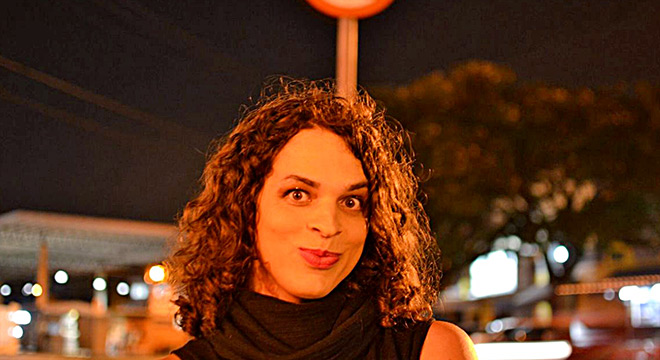 Mulher trans, Amara Moira defente doutorado hoje