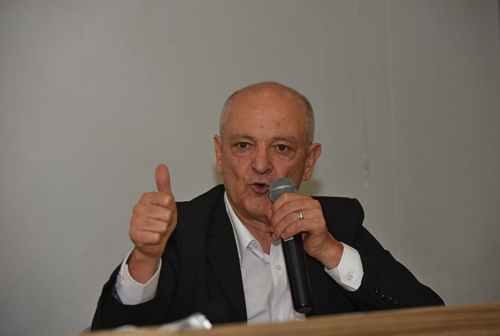 Celestino Vivian Celestino Vivian