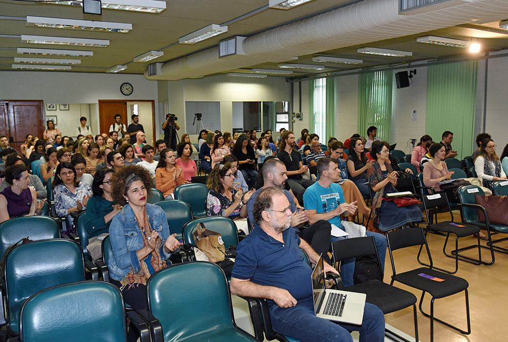 Workshop de lançamento das atividades do Comitê de Ética em Pesquisa em Ciências Humanas e Sociais Workshop de lançamento das atividades do Comitê de Ética em Pesquisa em Ciências Humanas e Sociais