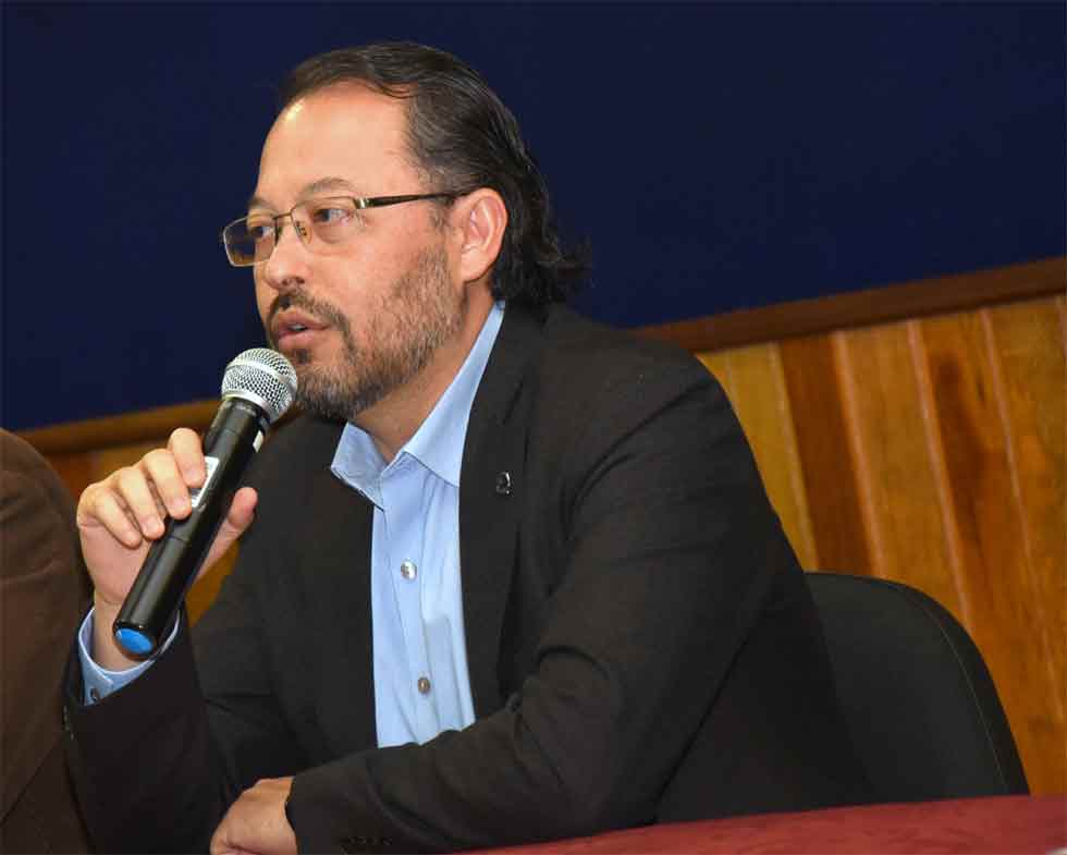 Fernando Hashimoto, pró-reitor de Extensão e Cultura Fernando Hashimoto, pró-reitor de Extensão e Cultura