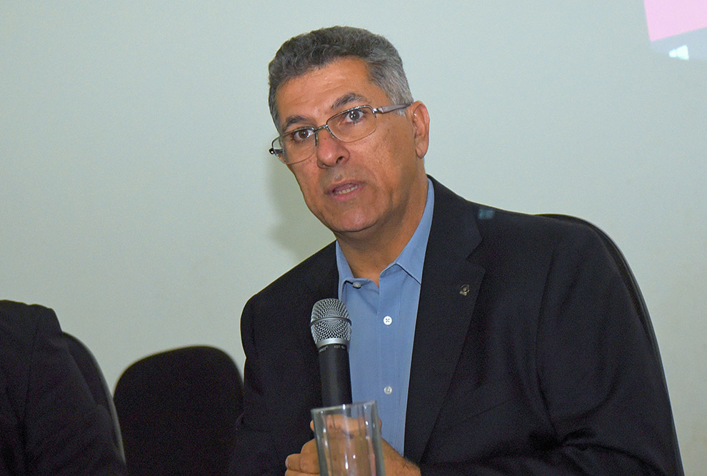 Munir Skaf, pró-reitor de pesquisa Munir Skaf, pró-reitor de pesquisa