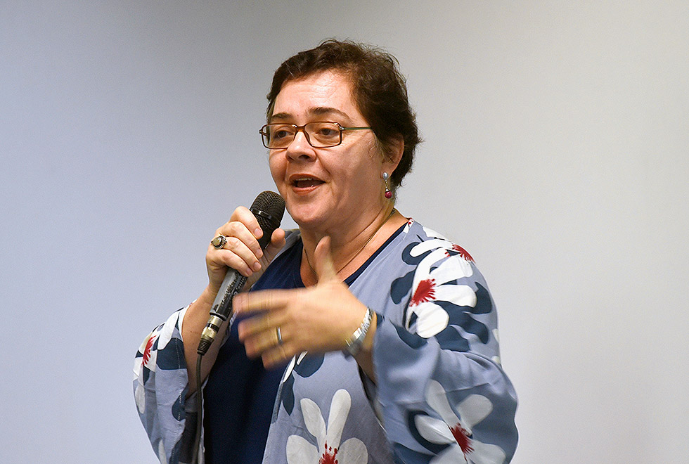 Rosana Heringer, vice-diretora da Faculdade de Educação da UFRJ