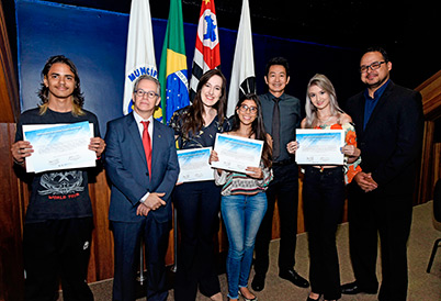 Estudantes de Ensino Médio foram premiados por Iniciação Cientifica 