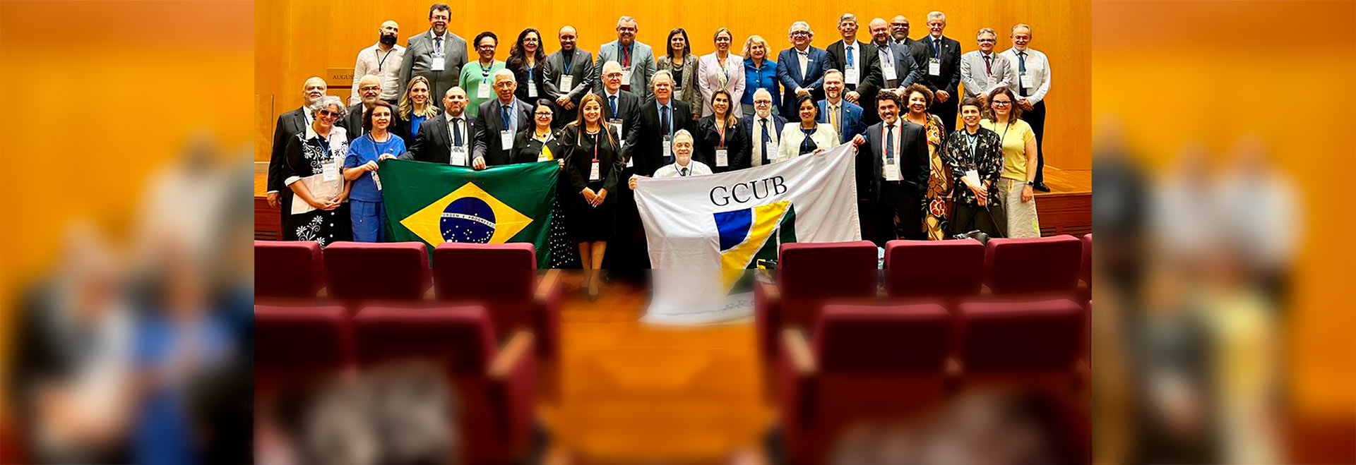 Delegação brasileira durante missão acadêmica em Roma