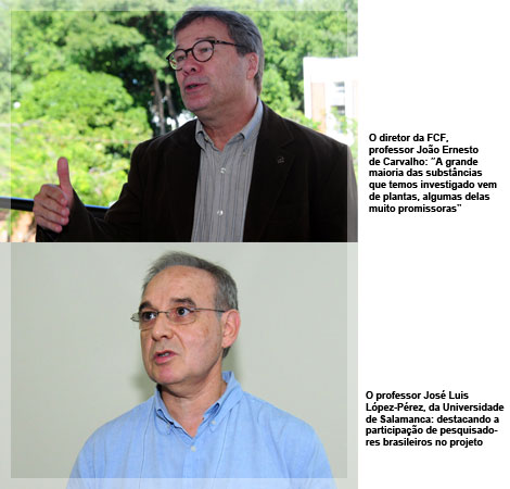 O diretor da FCF, professor João Ernesto de Carvalho e o professor José Luis López-Pérez