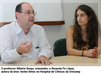 O professor Alberto Serpa, orientador, e Amanda Pe López, autora da tese: testes feitos no Hospital de Clínicas da Unicamp