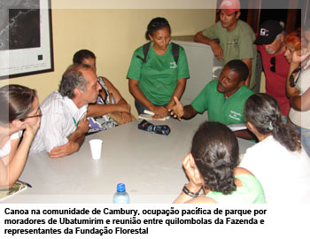 reunião entre quilombolas da Fazenda e representantes da Fundação Florestal
