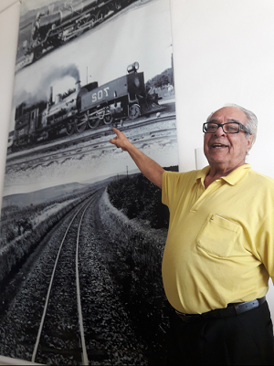 O aposentado Ivo Arias é o “memória viva” que coordenará a visita guiada no CIS-Guanabara