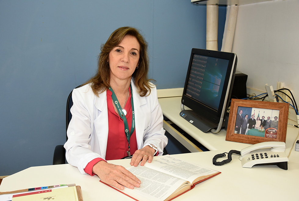 A ginecologista Lúcia Costa Paiva, diretora da Divisão de Ginecologia