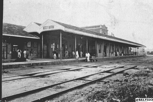 Antiga estação de trem em Mogi Mirim: fazendeiros investiam no desenvolvimento da ferrovia paulista       