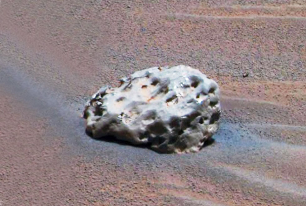Meteorito metálico descoberto pelo Opportunity (NASA/JPL)