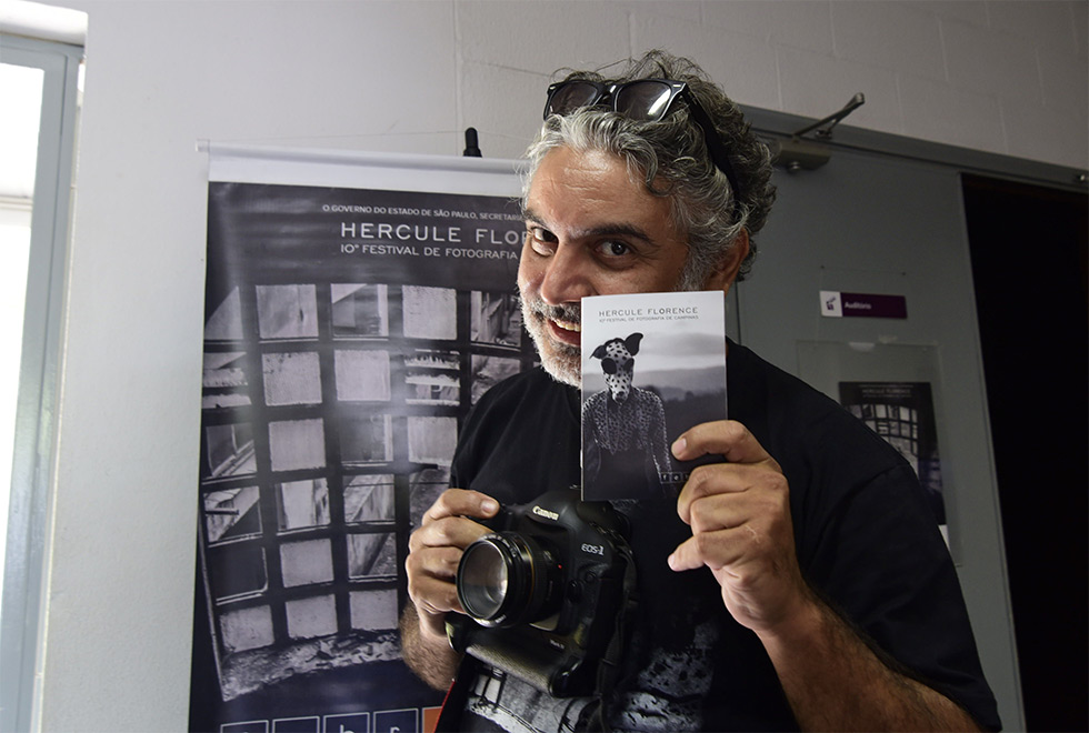 O fotógrafo Ricardo Lima, organizador