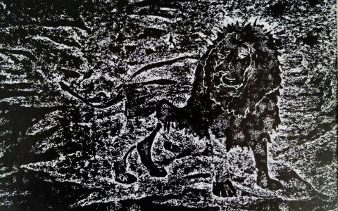 gravura de um leão em preto e detalhes em branco