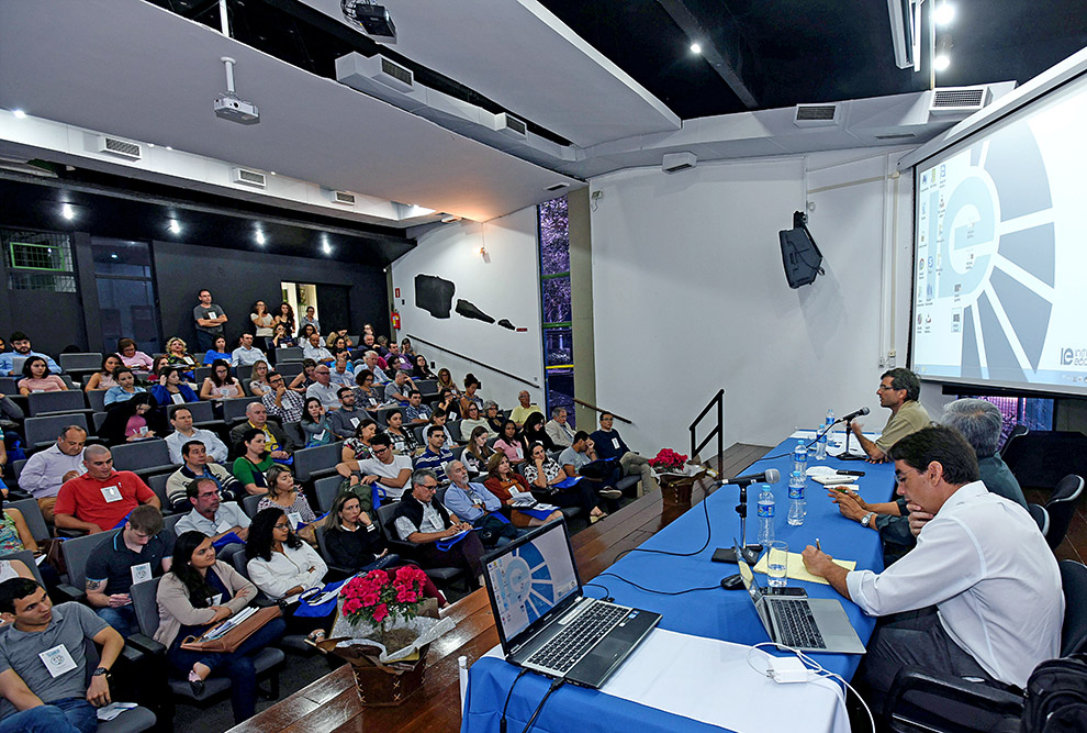 Painel sobre “Produção agropecuária: alcances e limites na busca da sustentabilidade”