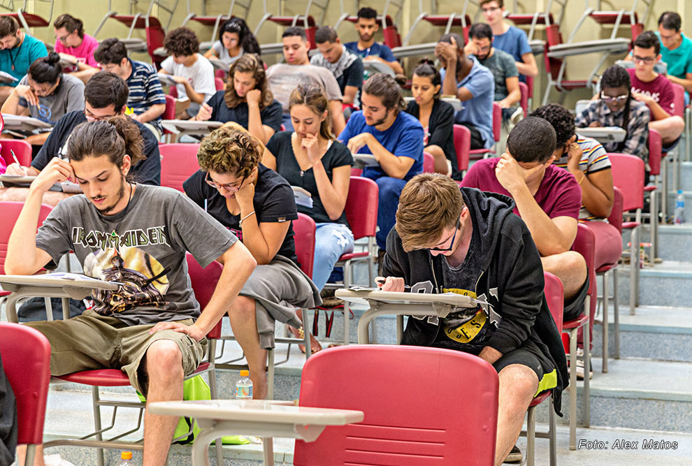 Um total de 69,7 mil candidatos disputaram as 2.589 vagas oferecidas pelo Vestibular da Unicamp.