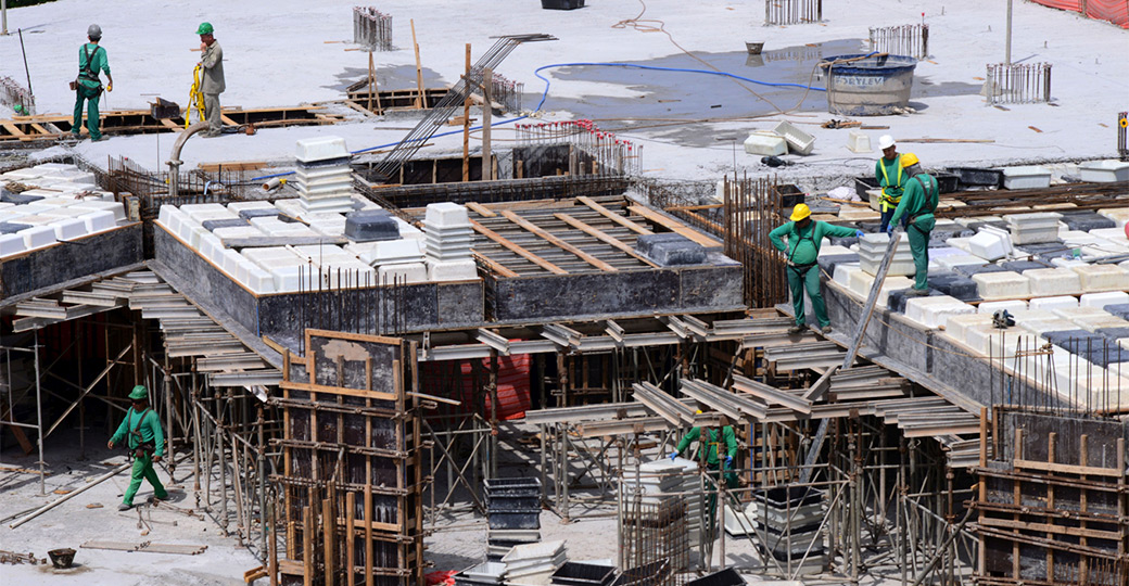 Segundo a pesquisa, o salário esperado para um trabalhador sem instrução que reside na região classificada como atrasada é de R$ 800,00, contra R$ 1.191,00 na região considerada dinâmica Foto: Antonio Scarpinetti