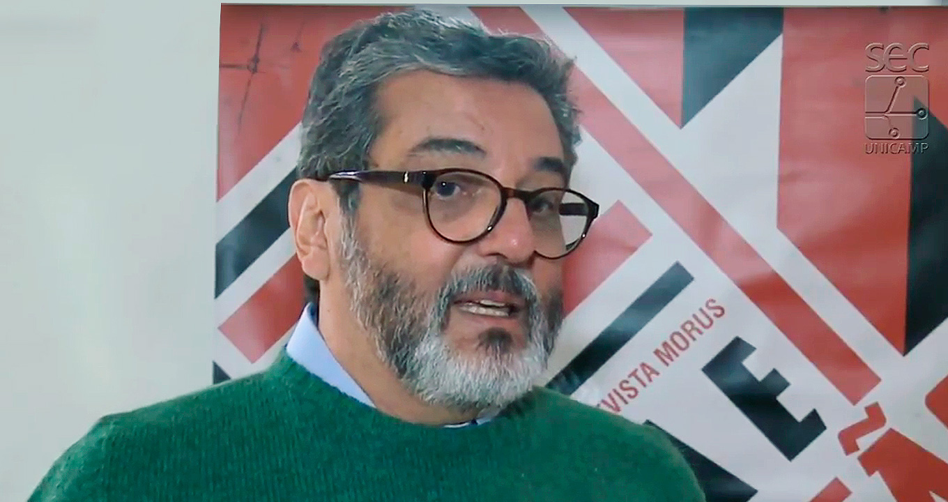 O professor Carlos Berriel | IEL-Unicamp