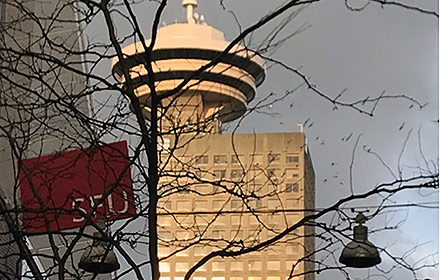 Um ano de pesquisas na SFU, unidade de Harbour Centre em Vancouver | Foto: Germana Barata Um ano de pesquisas na SFU, unidade de Harbour Centre em Vancouver | Foto: Germana Barata
