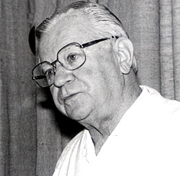 O  biólogo Walter August Hadler, um dos principais colaboradores de Zeferino