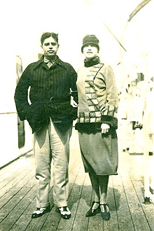  Tarsila do Amaral com Oswald de Andrade no navio Baependi, em 1927 – Fundo Oswald de Andrade - Centro de Documentação Cultural “Alexandre Eulalio” (CEDAE)