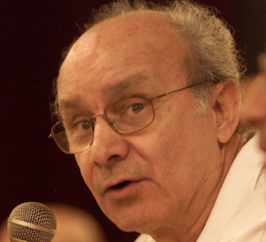 O cientista político Fábio Wanderley Reis, professor da UFMG (Foto: Jefferson Coppola/ Folha Imagem)