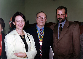  Com Décio Krause em homenagem que recebeu de ex-alunos da UFPR, em Curitiba, em outubro de 1998 (Fotos: Centro de Lógica/ Arquivos Históricos em História da Ciência/ FNCAC)