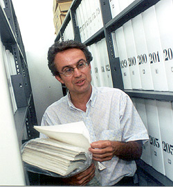 O professor Sidney Chalhoub, diretor do AEL: "A boa disponibilidade de máquinas leitoras de microfilmes é um conforto para o pesquisador" (Foto: Antoninho Perri)