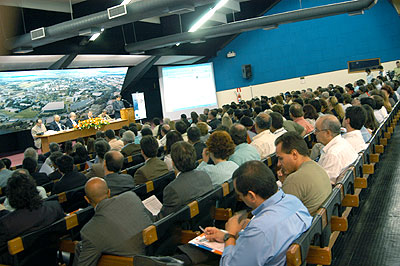Representantes de prefeituras paulistas lotam o Centro de Convenções da Unicamp : disseminando conhecimento   (Fotos: Antoninho Perri)