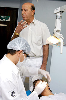 O professor Darcy Flávio Nouer: “Em cinco anos, a ortodontia estará servindo de apoio à área médica”.