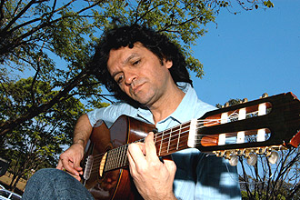 O violinista e professor Marcos Maia, autor da pesquisa: pela difusão da técnica híbrida (Foto:Antoninho Perri)