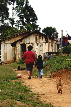 Cena de bairro rural de Apiaí: região tem municípios mais pobres do Estado