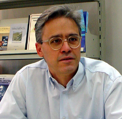 O coordenador, professor Roberto Vilarta: "Resistências foram quebradas"