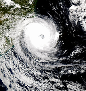 O furacão Catarina, que atingiu o sul do Brasil em março de 2004, em imagem de satélite (Foto: Nasa/International Space Station)