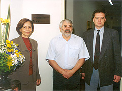Ruth Matos de Cerqueira Leite, José Luiz Boldrini (pró-reitor de graduação) e Neury Botega: atendimento concentrado
