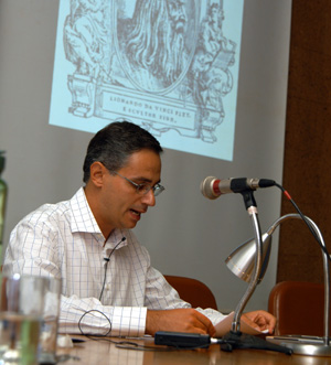 O professor Ricardo de Mabro Santos, da Universitá di Roma “La Sapienza: obra polêmica