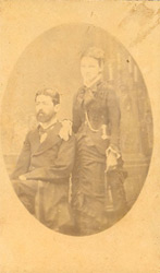 Os pais, José Bento Marcondes Lobato e Olympia Augusta Monteiro Lobato, em foto de 1882. Foto: Cedae-IEL/Coleção Monteiro Lobato 