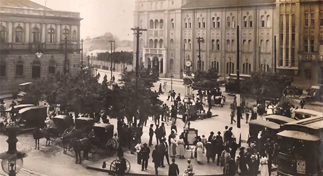 Largo de S. Bento. São Paulo, SP, 1920. Coleção Secretaria da Agricultura, Comércio e Obras Públicas do Estado de São Paulo. Centro de Memória-Unicamp