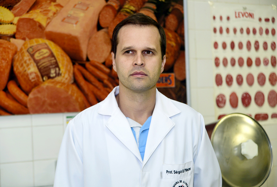 Sérgio Bertelli Pflanzer, da Faculdade de Engenharia de Alimentos. Foto: Antonio Scarpinetti Sérgio Bertelli Pflanzer, da Faculdade de Engenharia de Alimentos. Foto: Antonio Scarpinetti