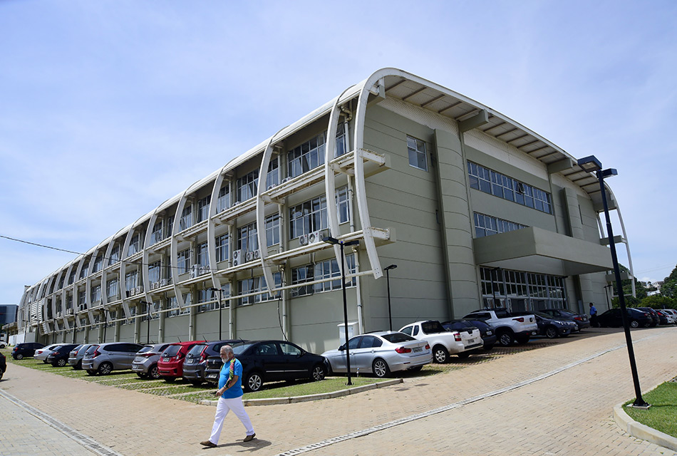 Prédio receberá todos os setores do IG Visão externa do prédio do IG