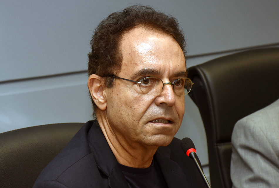 Luis Alberto Magna, pró-reitor de Graduação Luis Alberto Magna, pró-reitor de Graduação