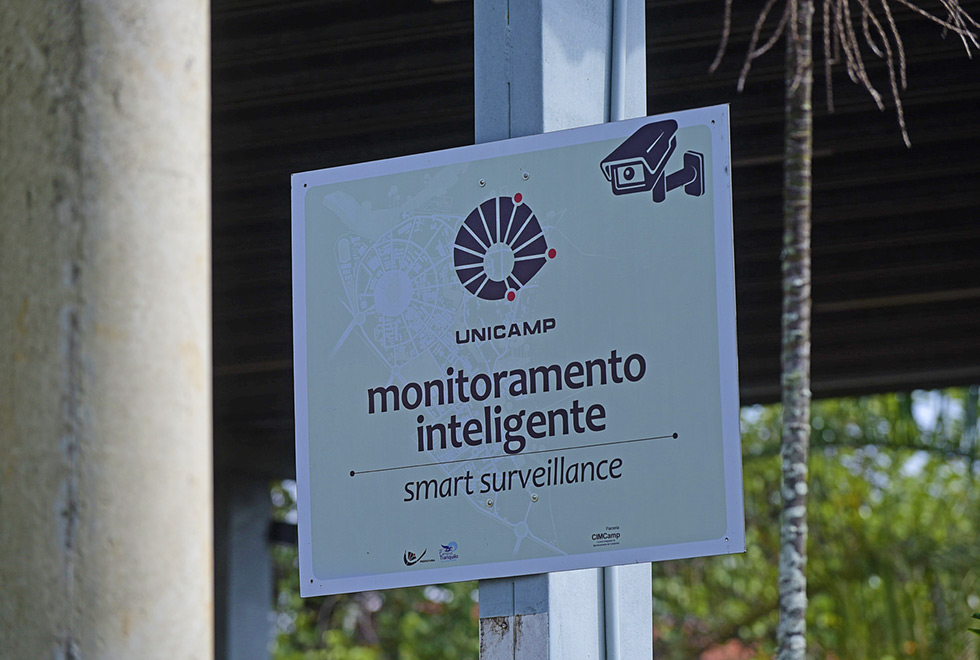 Monitoramento por câmeras aprimorou a fiscalização no campus Monitoramento por câmeras aprimorou a fiscalização no campus