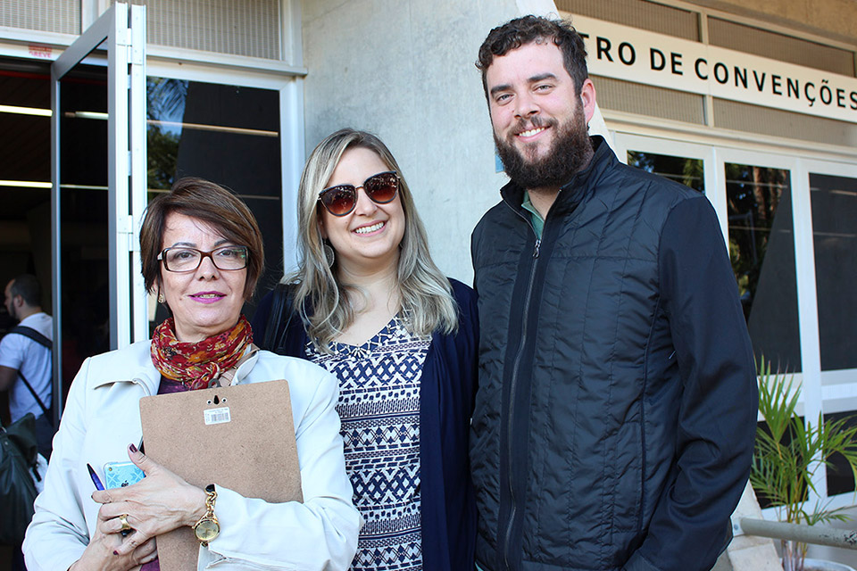 Helena, Vitor e Lilian